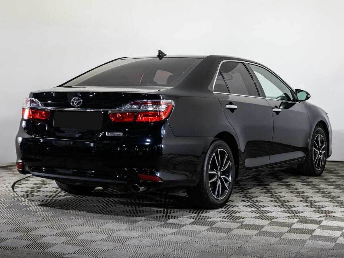 Toyota Camry 2017 года с пробегом. Фото: #4