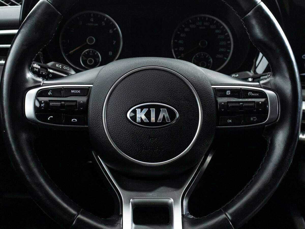 Kia K5 2021 года с пробегом. Фото: #20