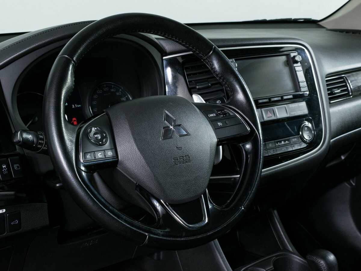 Mitsubishi Outlander 2015 года с пробегом. Фото: #11