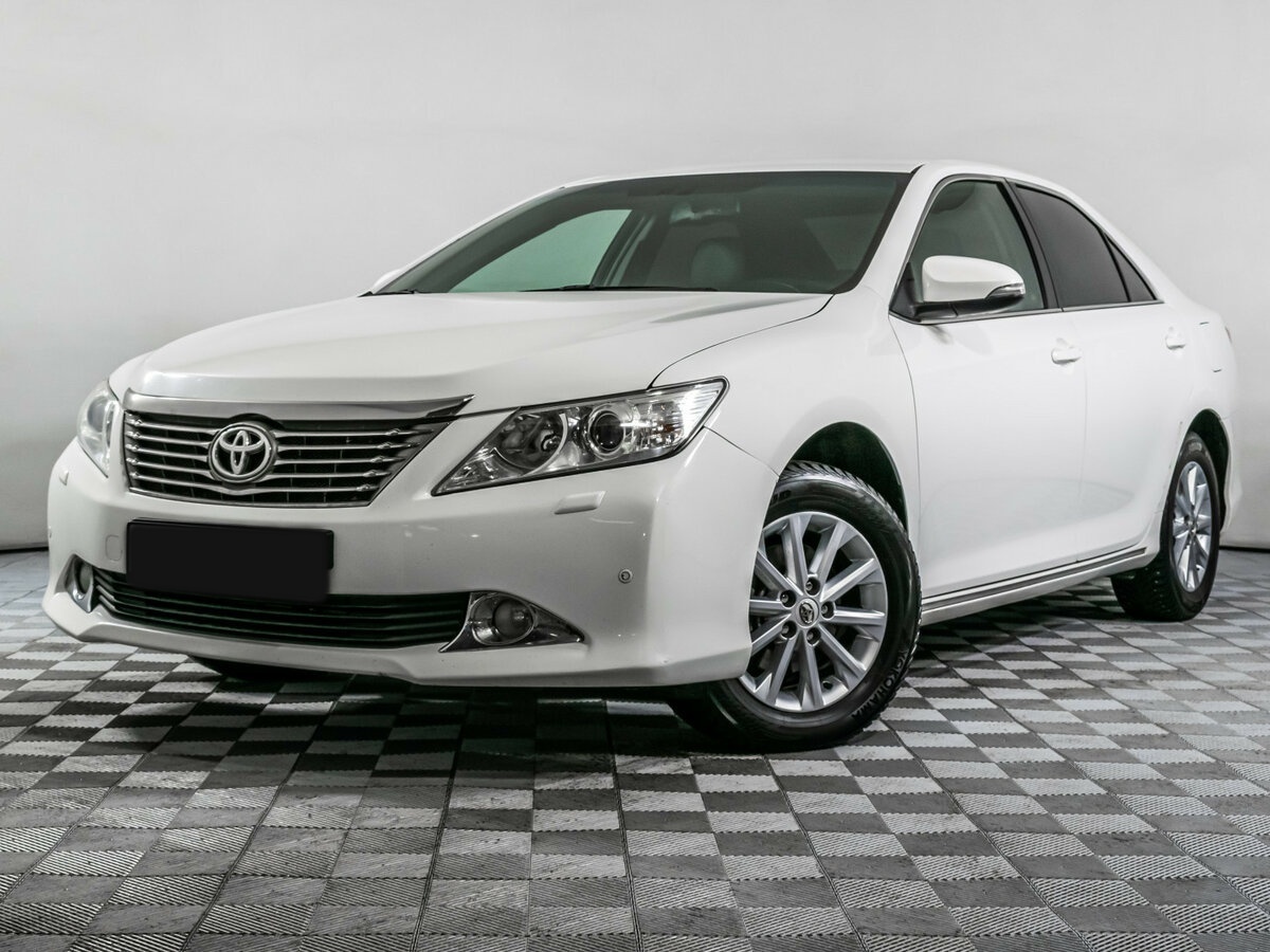 Toyota Camry 2014 года с пробегом. Фото: #0