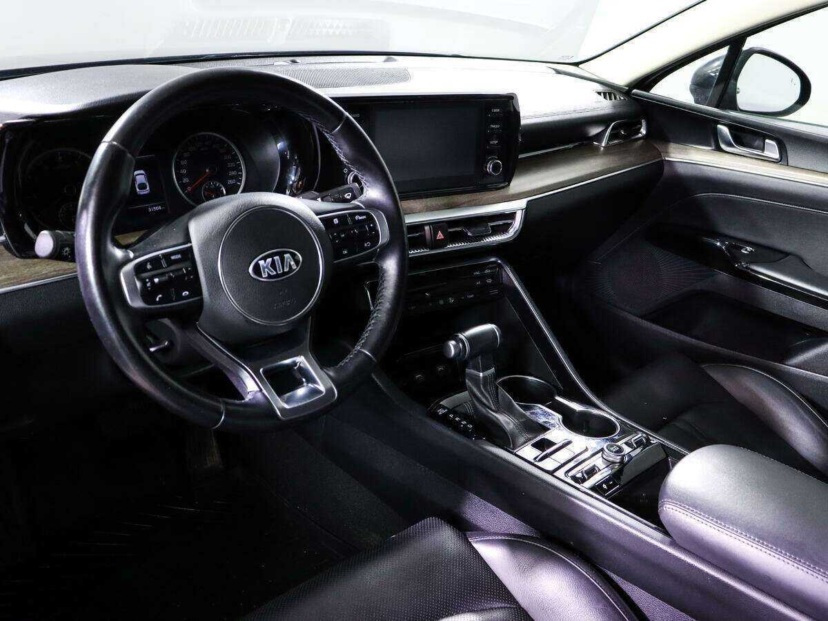 Kia K5 2021 года с пробегом. Фото: #11