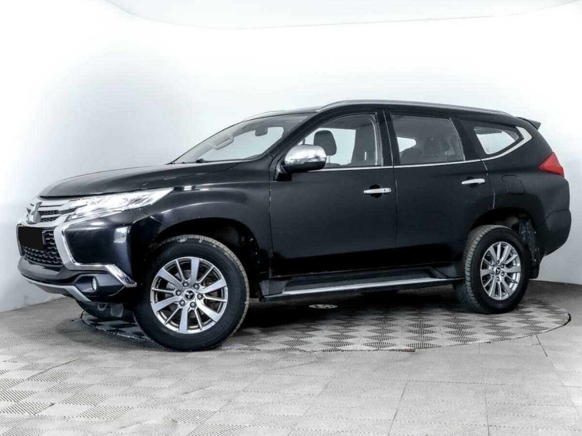 Mitsubishi Pajero Sport 2018 года с пробегом. Посмотреть фото