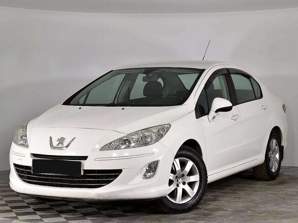 Peugeot 408 2013 года с пробегом. Посмотреть фото