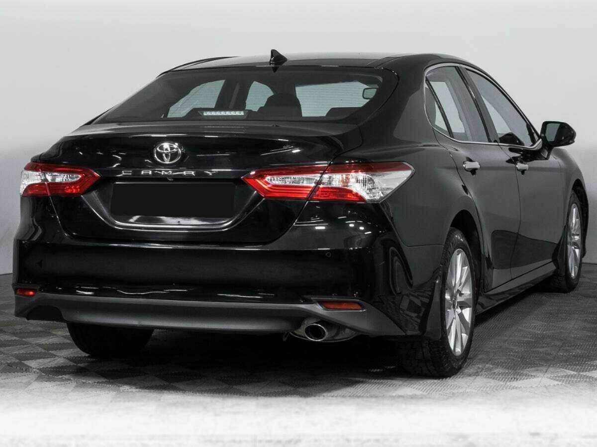 Toyota Camry 2021 года с пробегом. Фото: #4