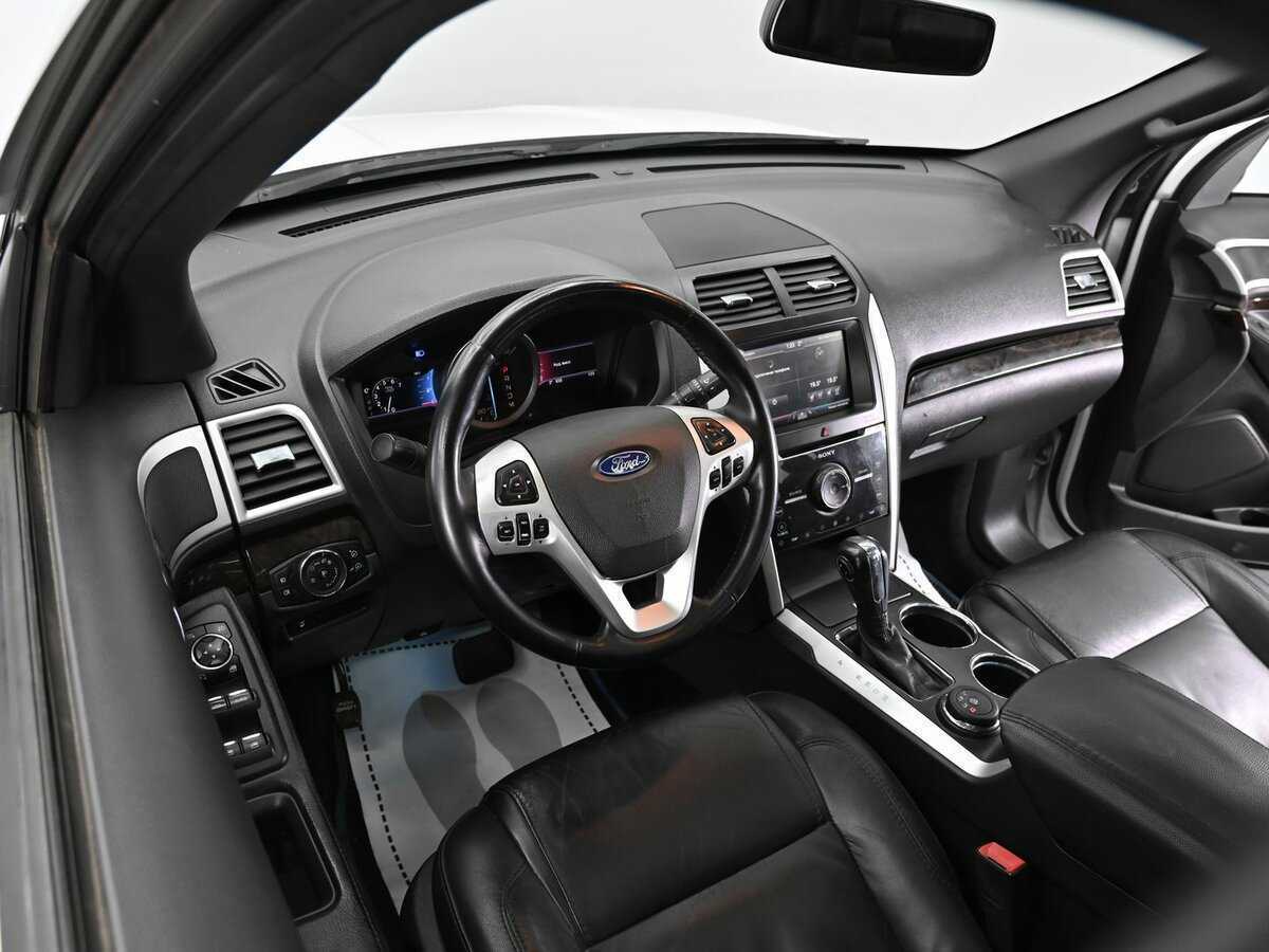 Ford Explorer 2012 года с пробегом. Фото: #7