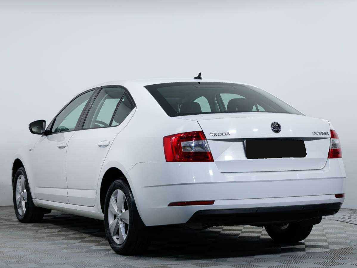 Skoda Octavia 2018 года с пробегом. Фото: #6