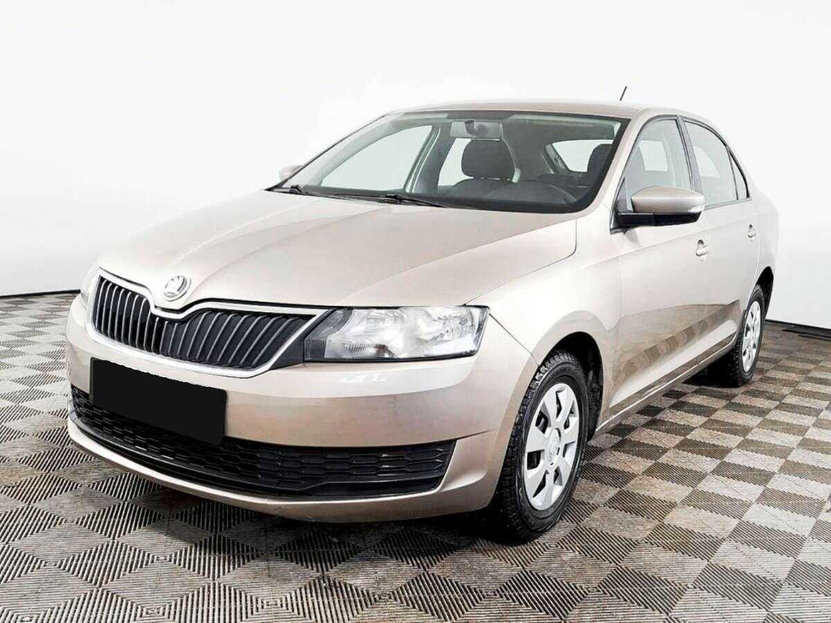 Skoda Rapid 2018 года с пробегом. Посмотреть фото
