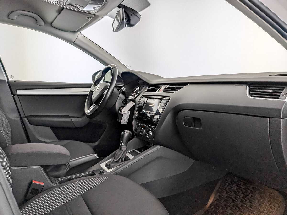 Skoda Octavia 2020 года с пробегом. Фото: #10