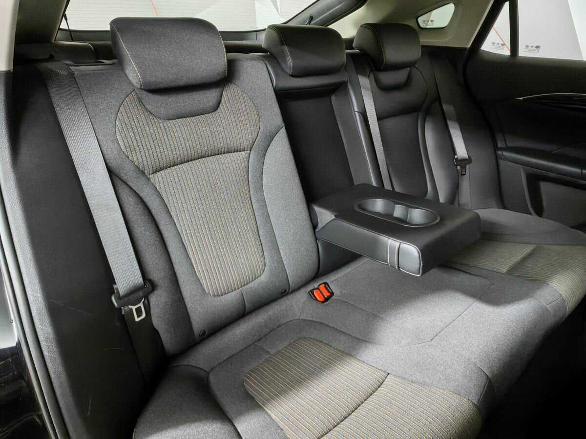 FAW Bestune B70 2023 года с пробегом. Фото: #10