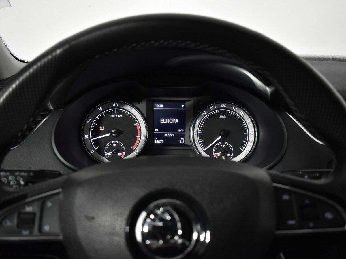 Skoda Octavia 2020 года с пробегом. Фото: #12