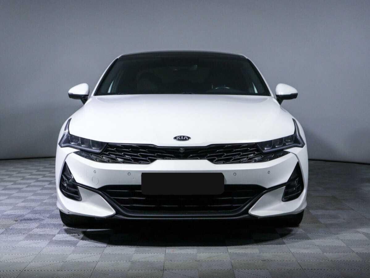 Kia K5 2021 года с пробегом. Фото: #1