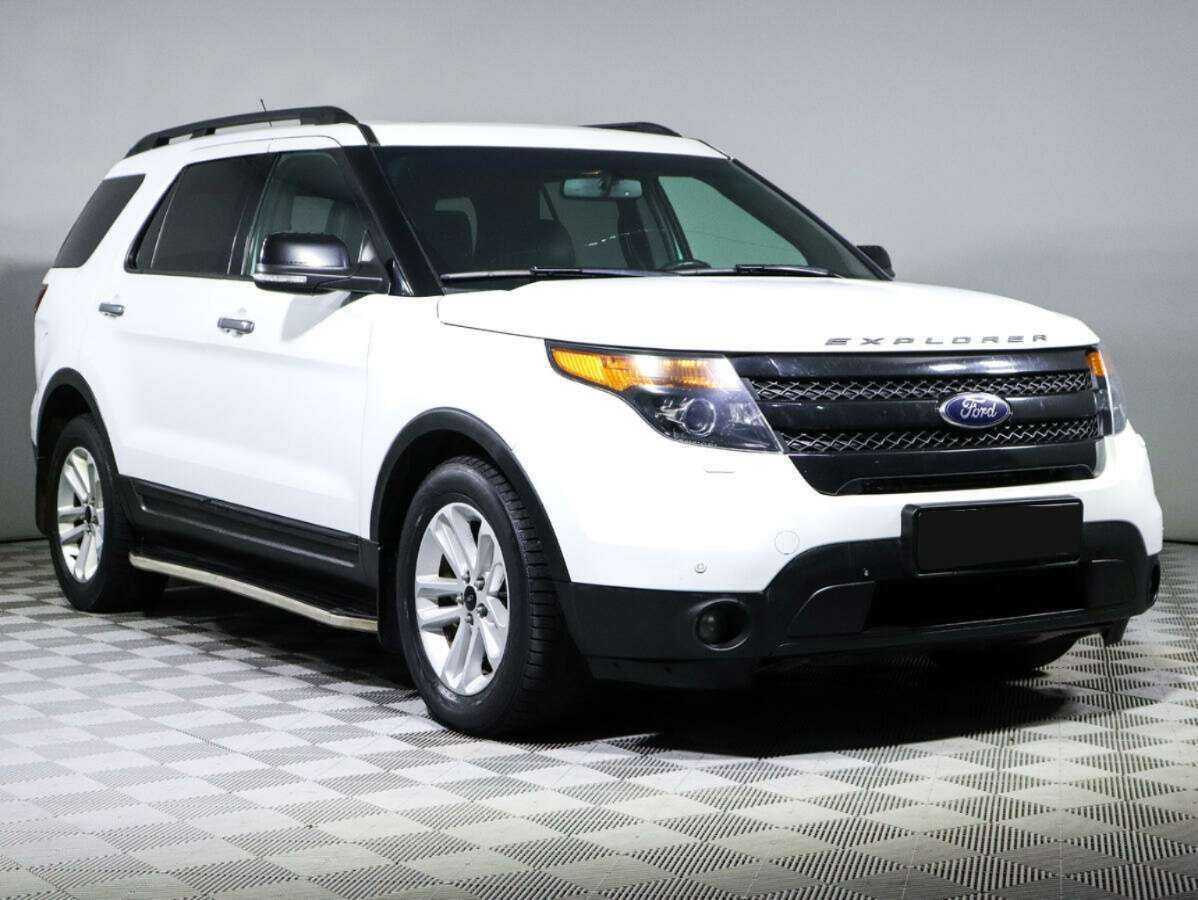 Ford Explorer 2014 года с пробегом. Фото: #2