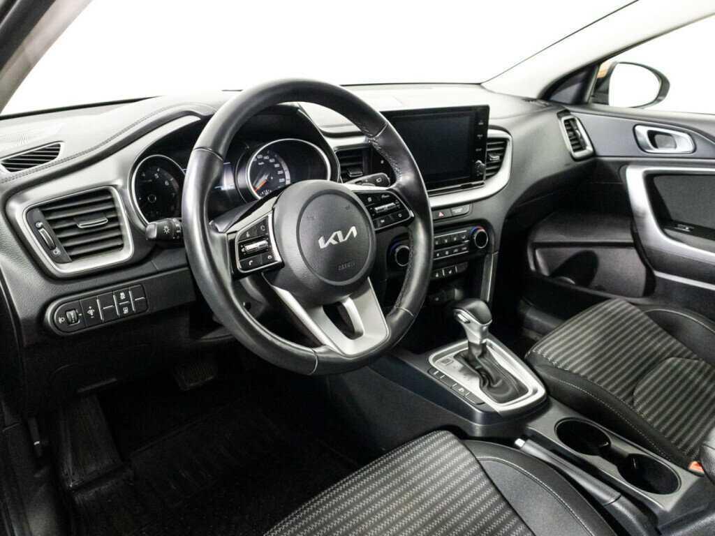 Kia XCeed 2021 года с пробегом. Фото: #11