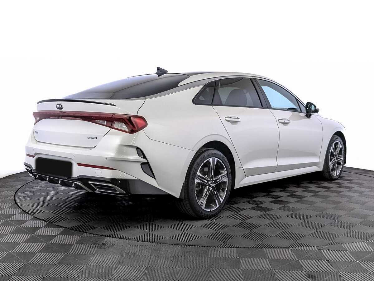 Kia K5 2021 года с пробегом. Фото: #4