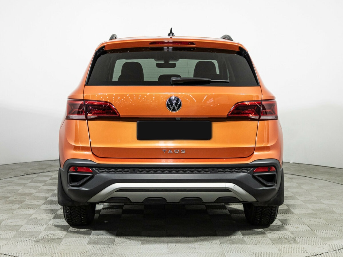 Volkswagen Taos 2021 года с пробегом. Фото: #4