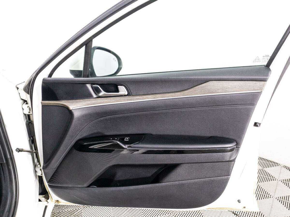 Kia K5 2020 года с пробегом. Фото: #26