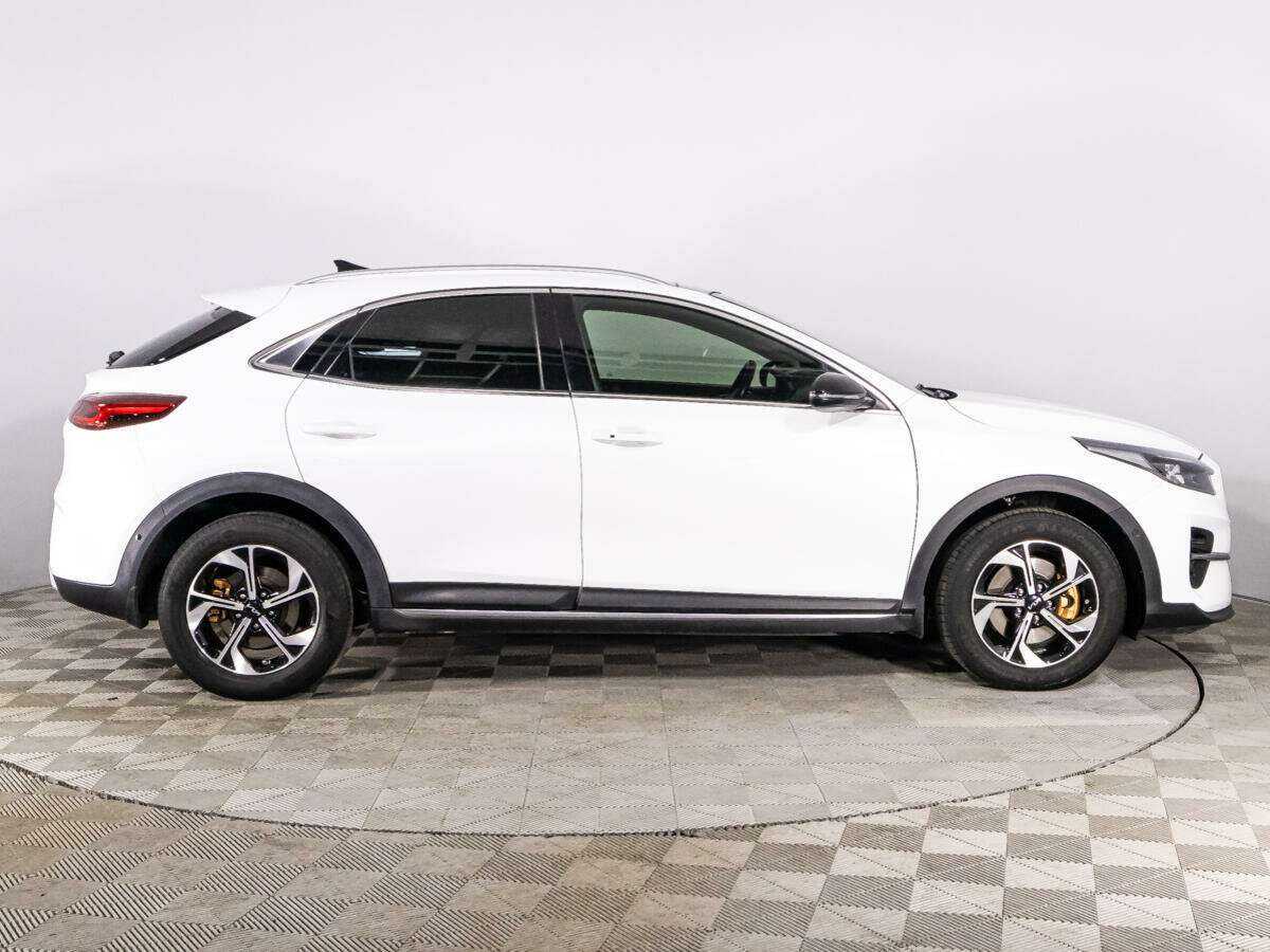 Kia XCeed 2021 года с пробегом. Фото: #3