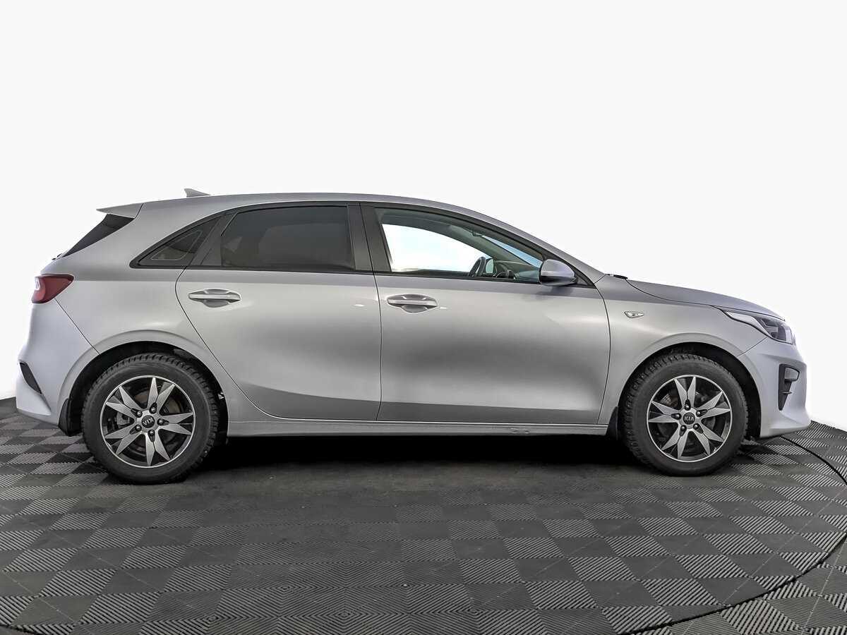 Kia Ceed 2020 года с пробегом. Фото: #3