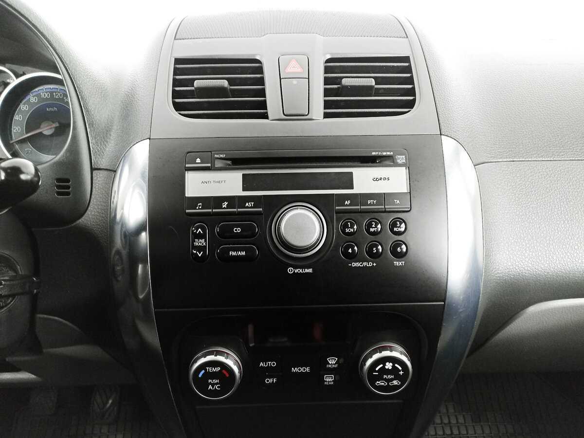 Suzuki SX4 2013 года с пробегом. Фото: #10