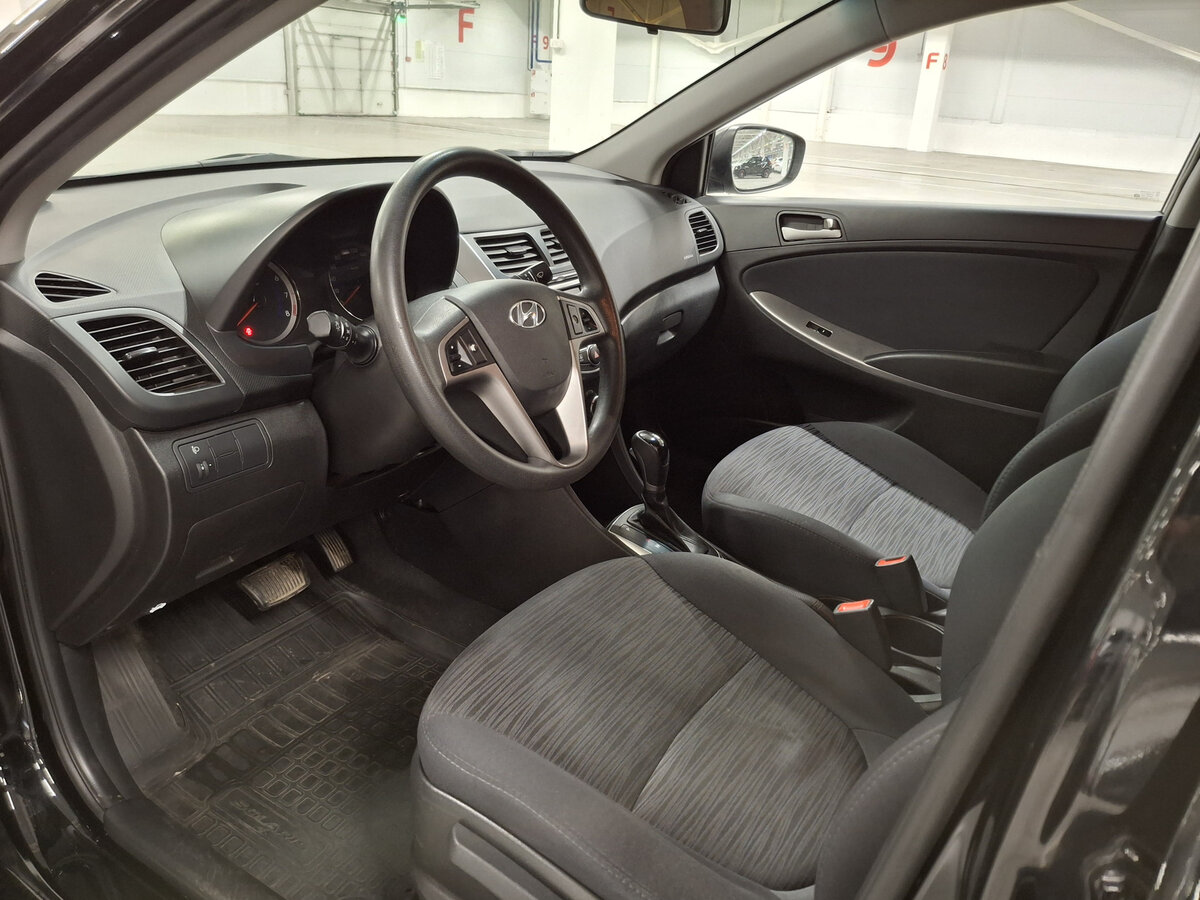 Hyundai Solaris 2015 года с пробегом. Фото: #15