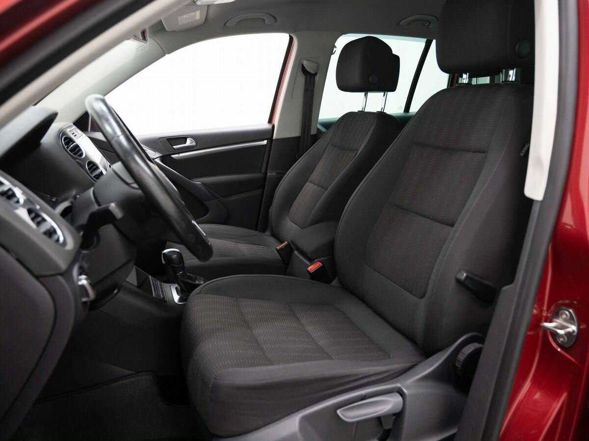 Volkswagen Tiguan 2012 года с пробегом. Фото: #7