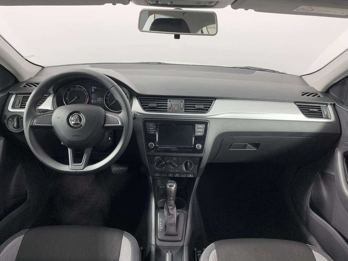 Skoda Rapid 2019 года с пробегом. Фото: #12