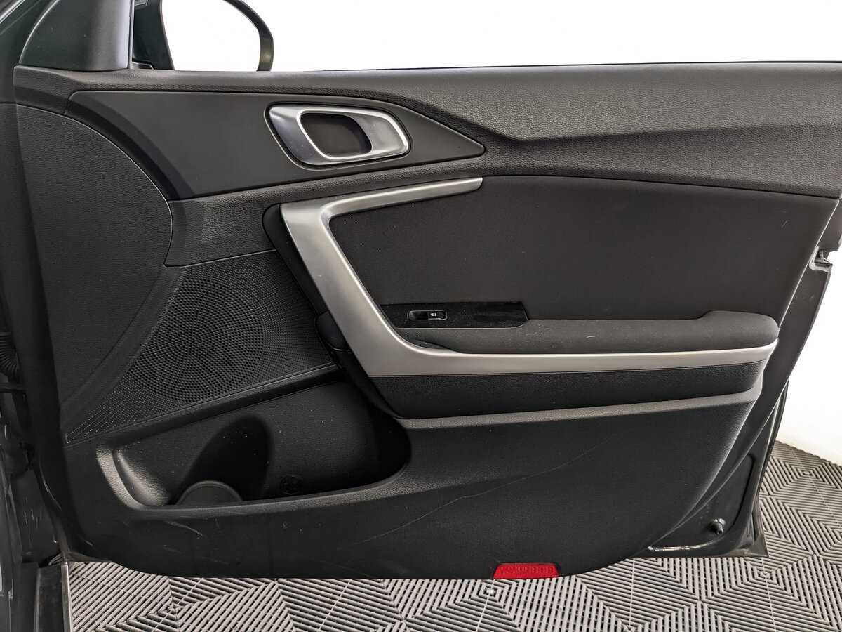 Kia XCeed 2021 года с пробегом. Фото: #20