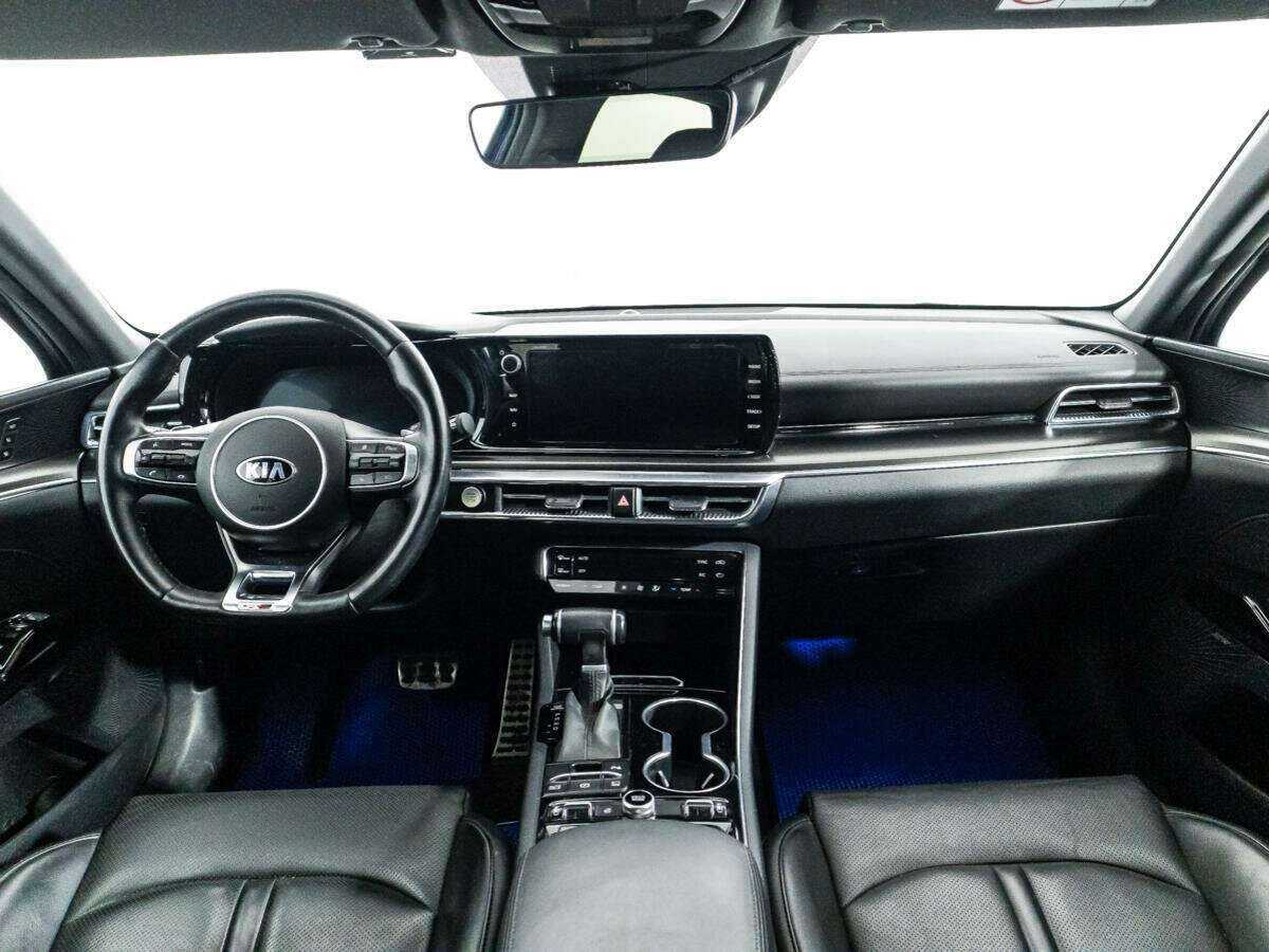Kia K5 2021 года с пробегом. Фото: #12