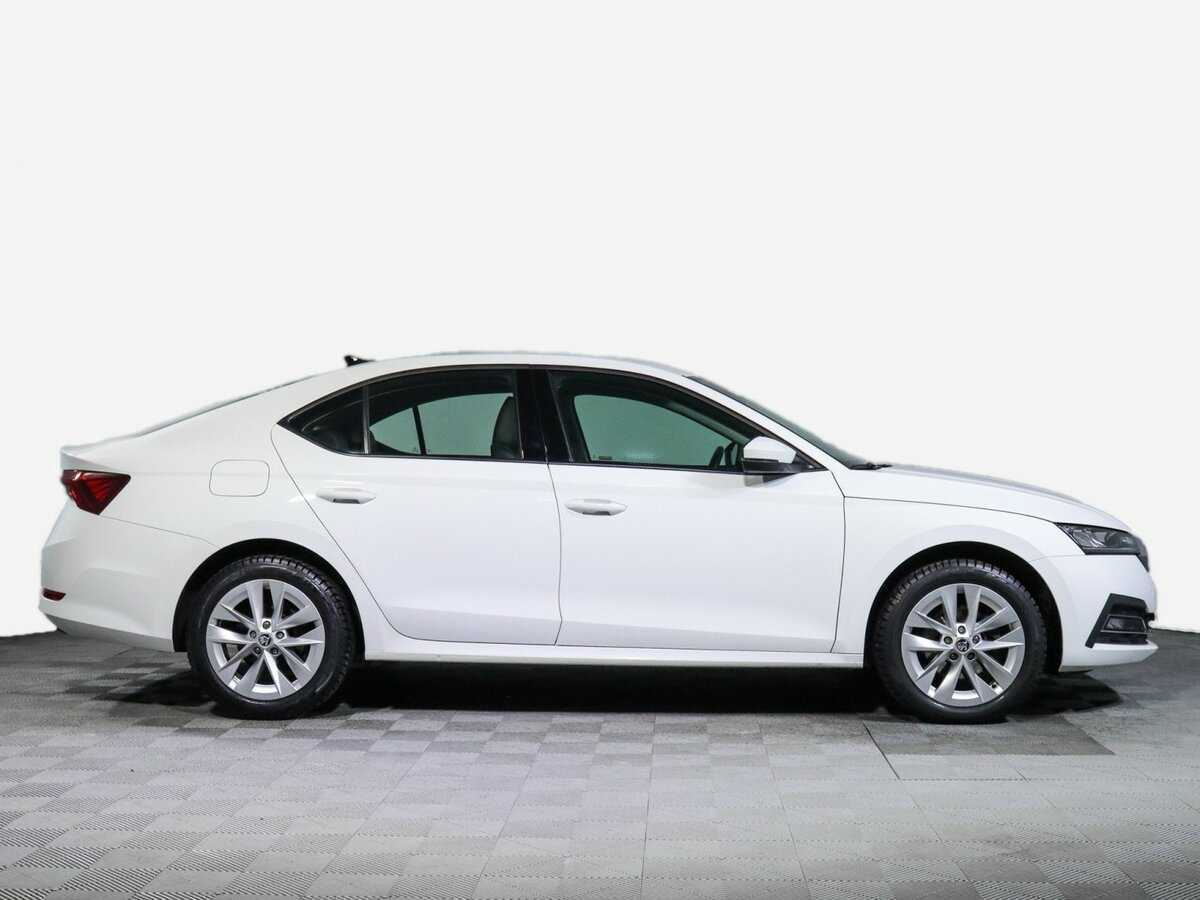 Skoda Octavia 2020 года с пробегом. Фото: #3