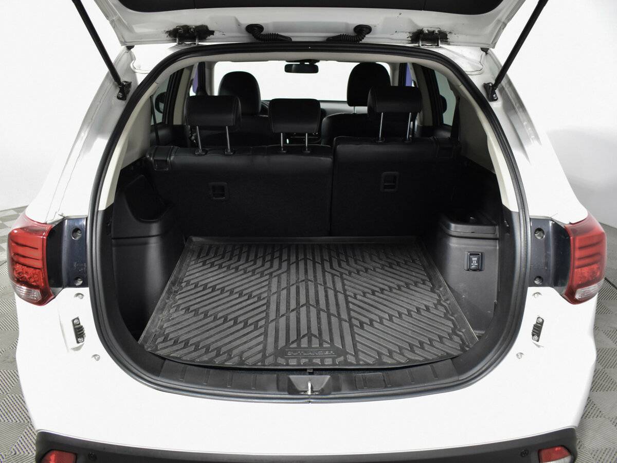 Mitsubishi Outlander 2020 года с пробегом. Фото: #17