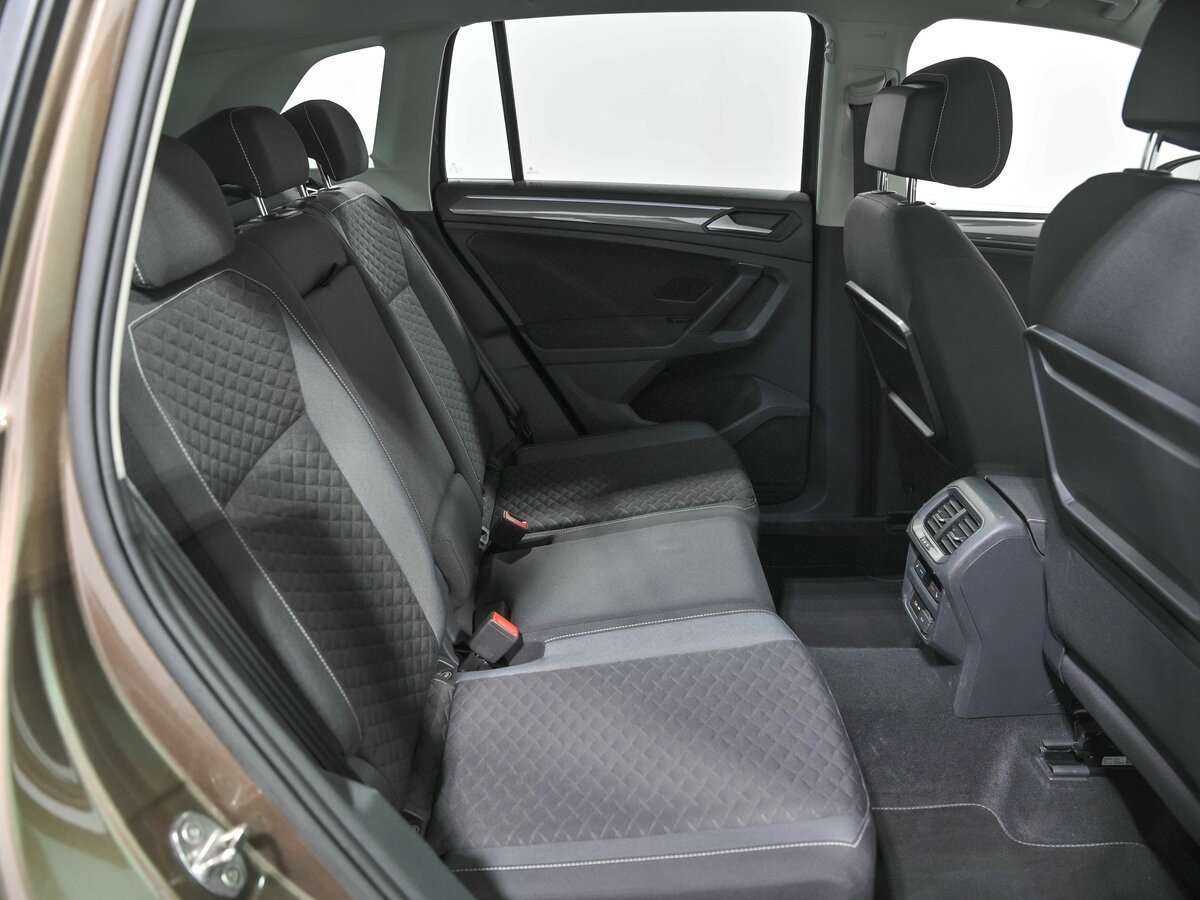 Volkswagen Tiguan 2018 года с пробегом. Фото: #13