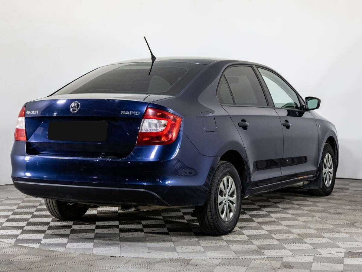 Skoda Rapid 2015 года с пробегом. Фото: #3