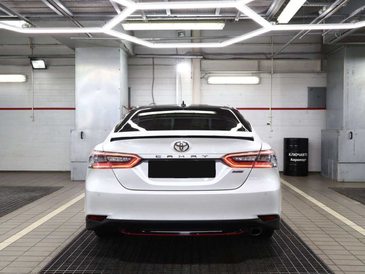 Toyota Camry 2020 года с пробегом. Фото: #3