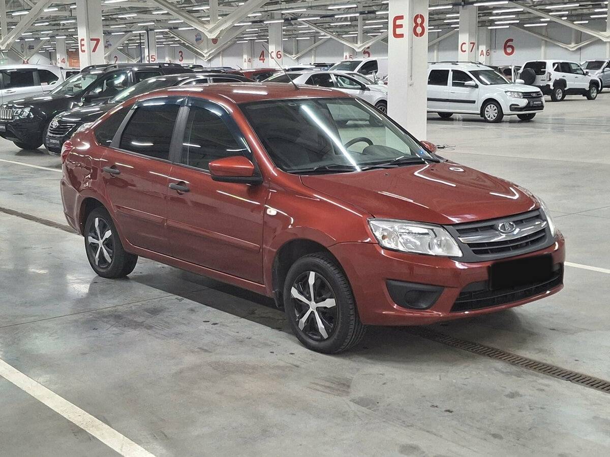 Lada (ВАЗ) Granta 2018 года с пробегом. Фото: #2