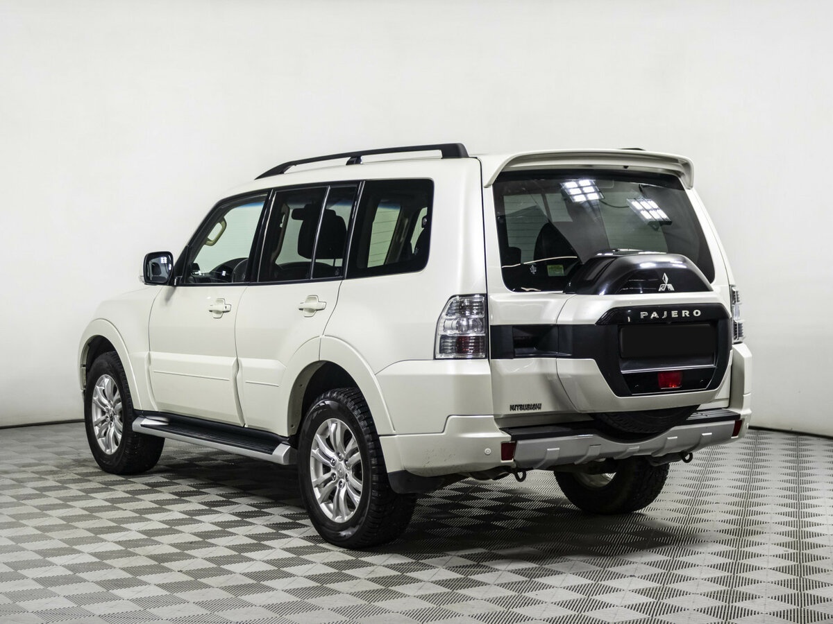 Mitsubishi Pajero 2014 года с пробегом. Фото: #5
