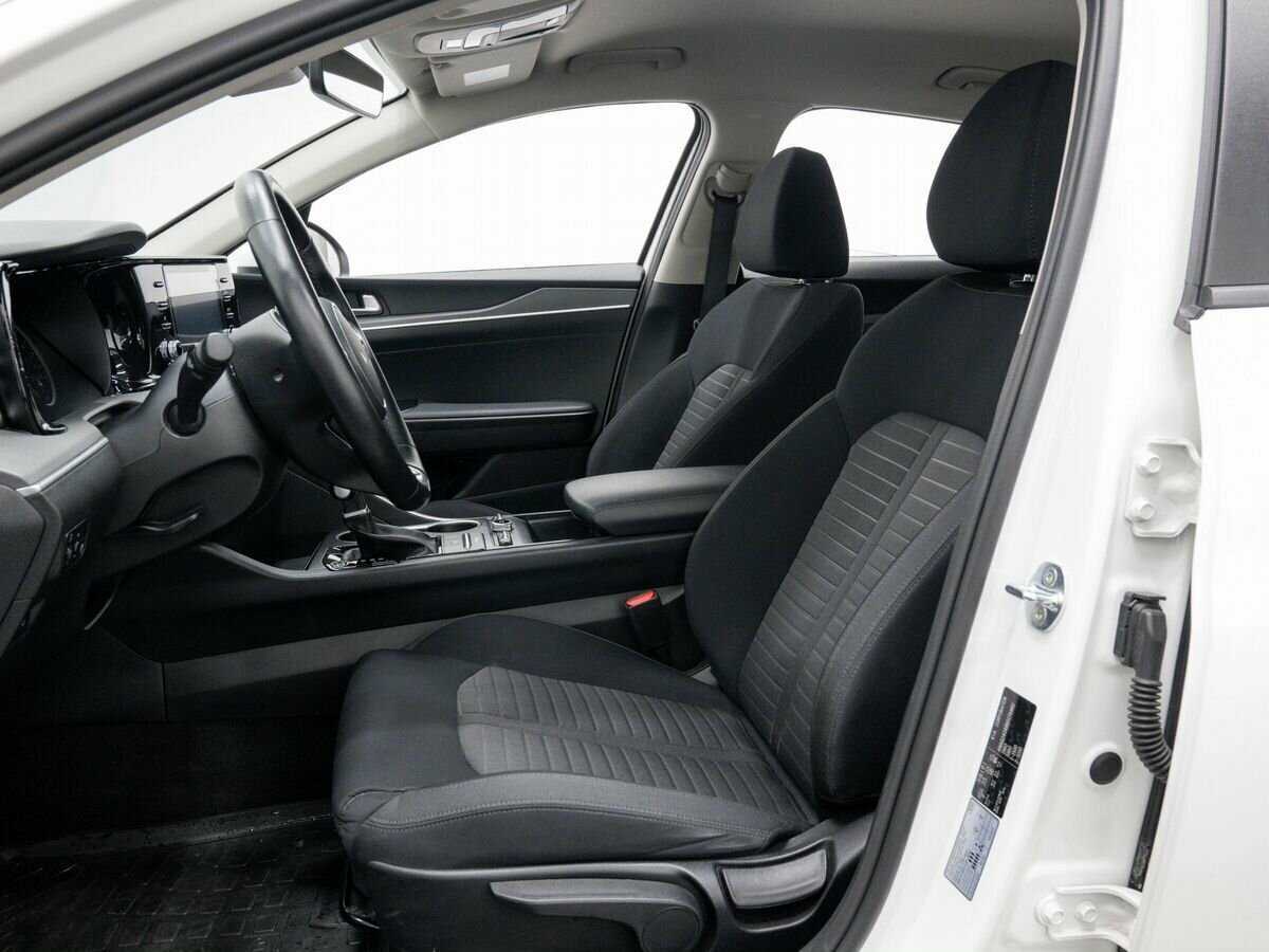 Kia K5 2022 года с пробегом. Фото: #13