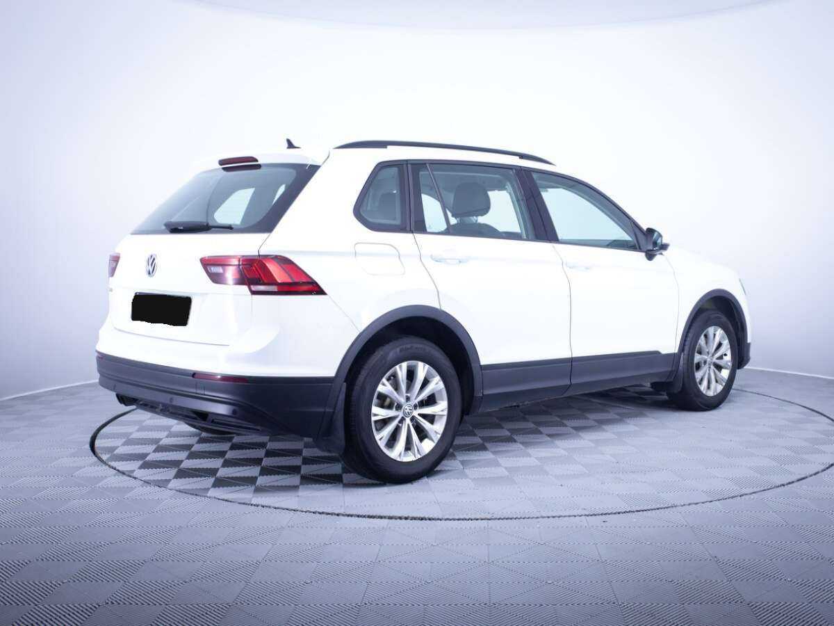 Volkswagen Tiguan 2018 года с пробегом. Фото: #4