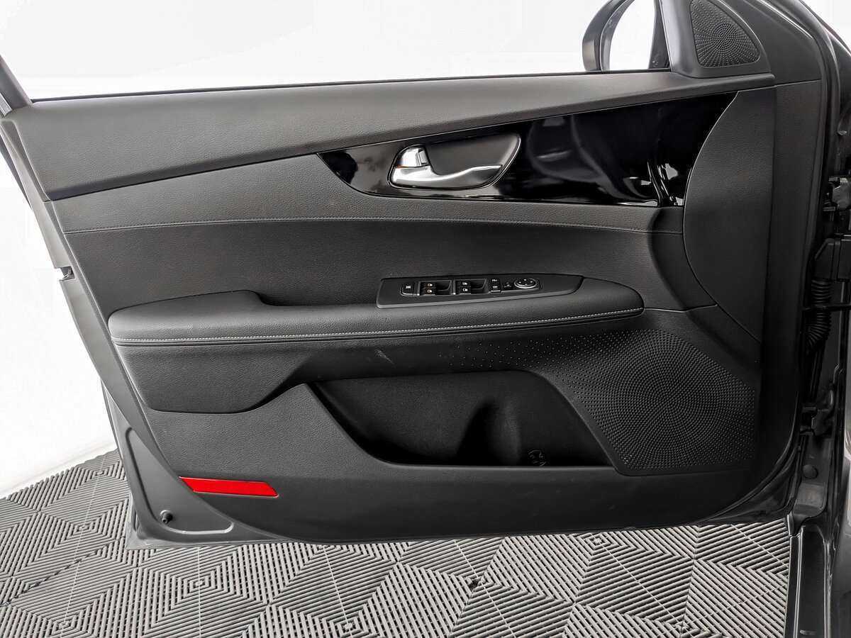 Kia Cerato 2021 года с пробегом. Фото: #14
