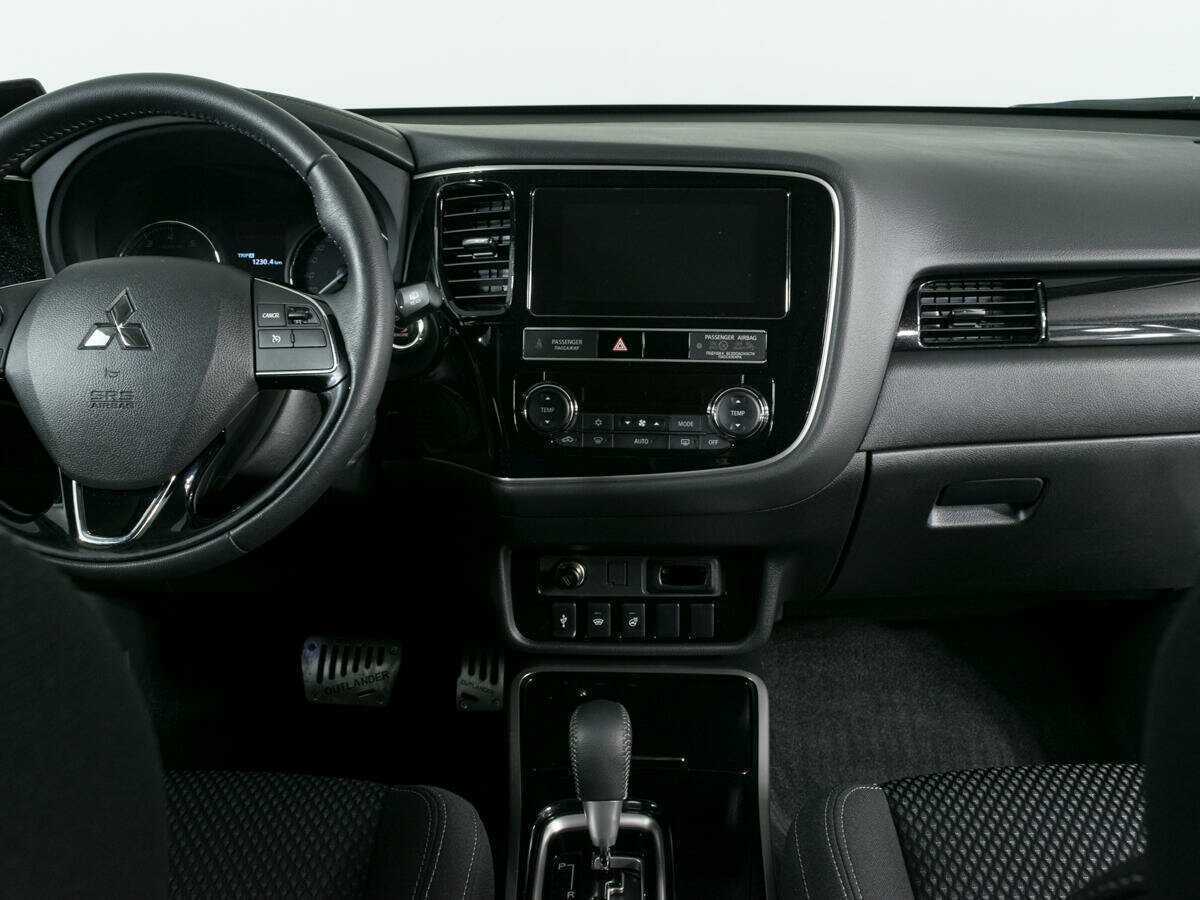Mitsubishi Outlander 2019 года с пробегом. Фото: #5