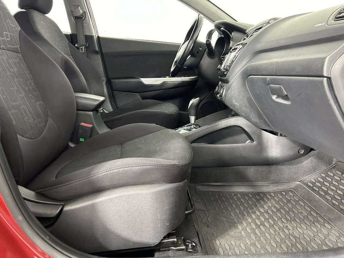 Kia Rio 2013 года с пробегом. Фото: #13