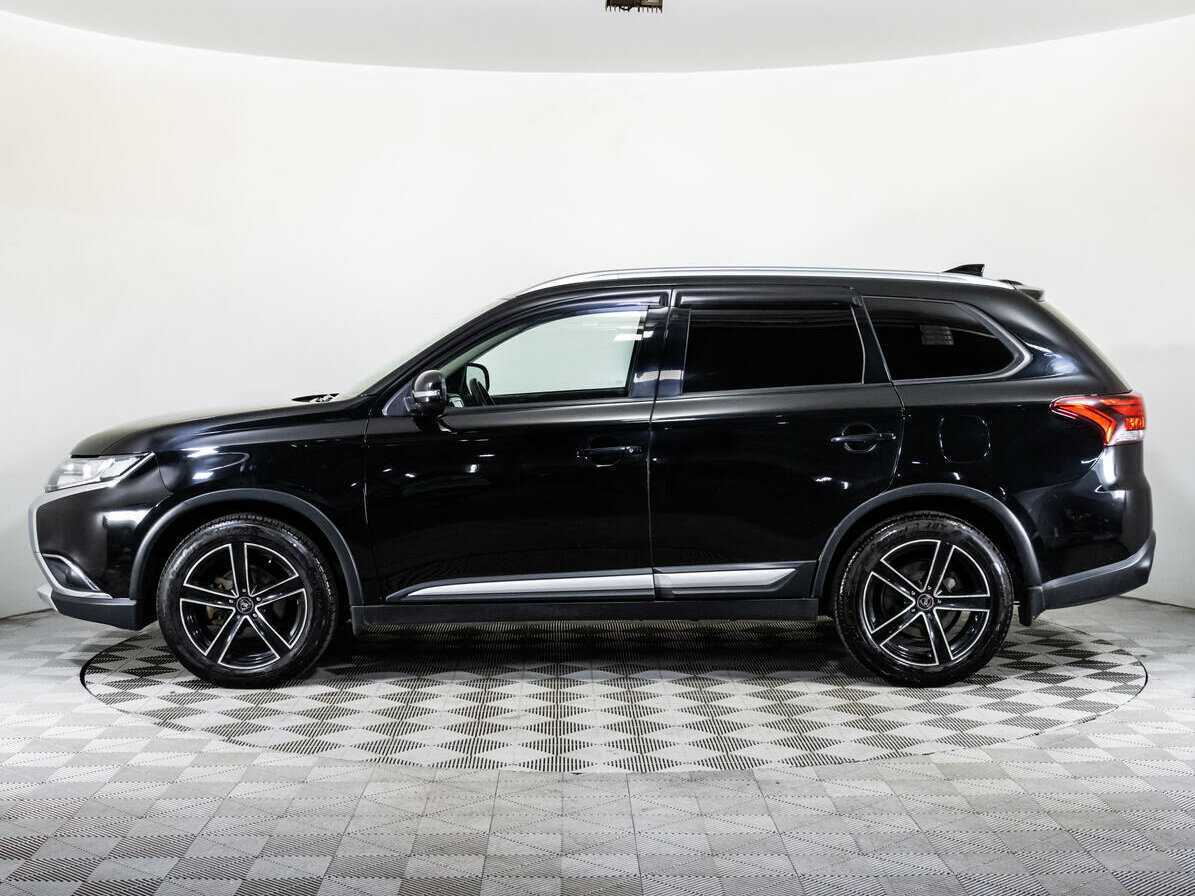 Mitsubishi Outlander 2018 года с пробегом. Фото: #7