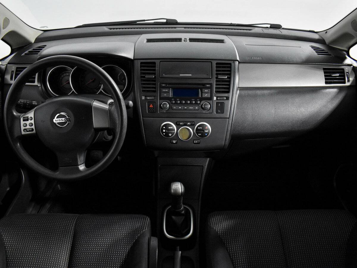 Nissan Tiida 2013 года с пробегом. Фото: #12