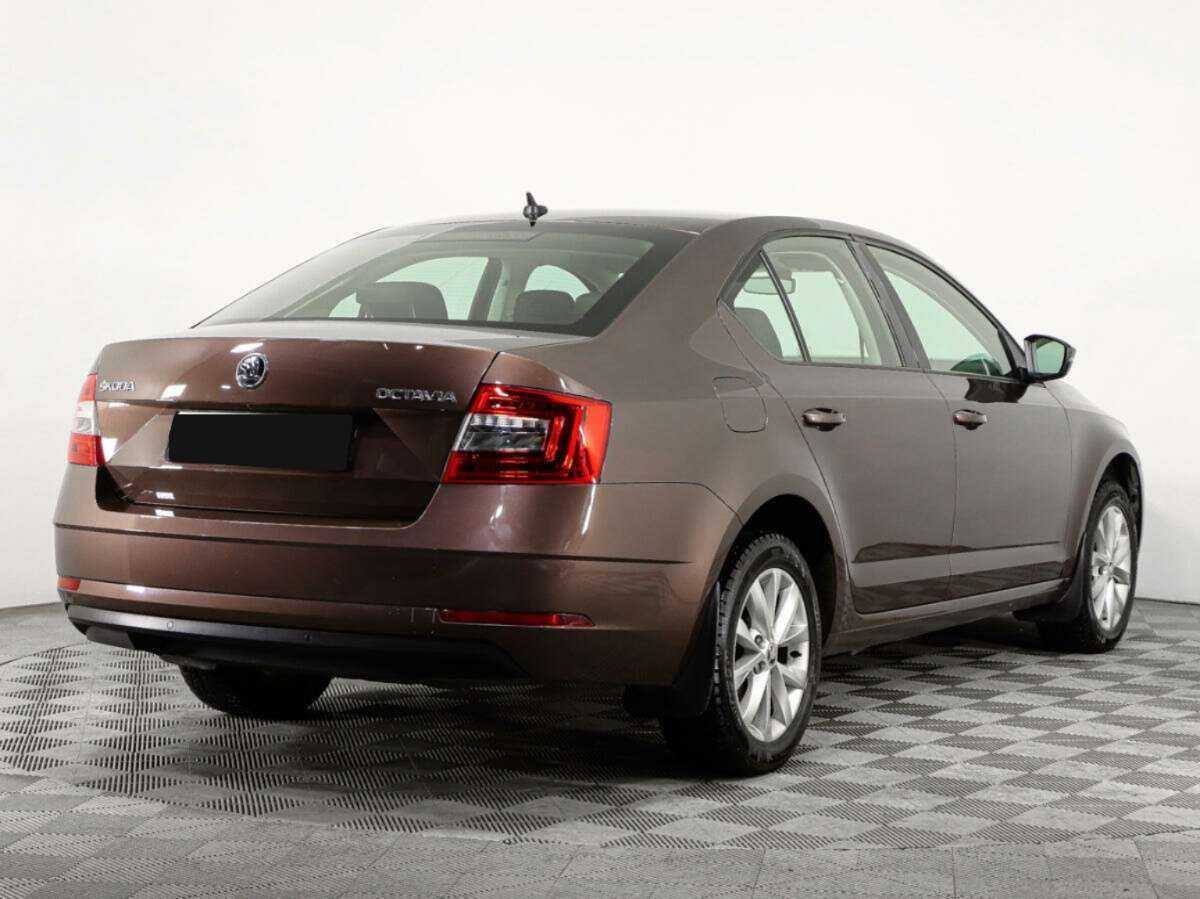 Skoda Octavia 2017 года с пробегом. Фото: #3