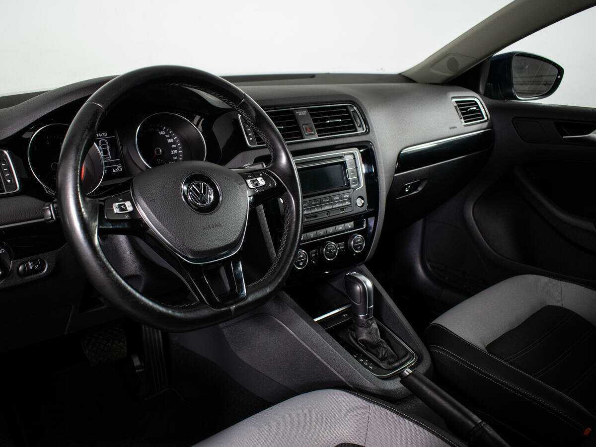 Volkswagen Jetta 2015 года с пробегом. Фото: #12