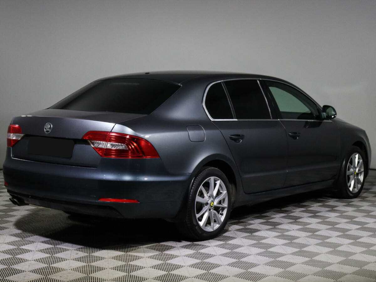 Skoda Superb 2014 года с пробегом. Фото: #4