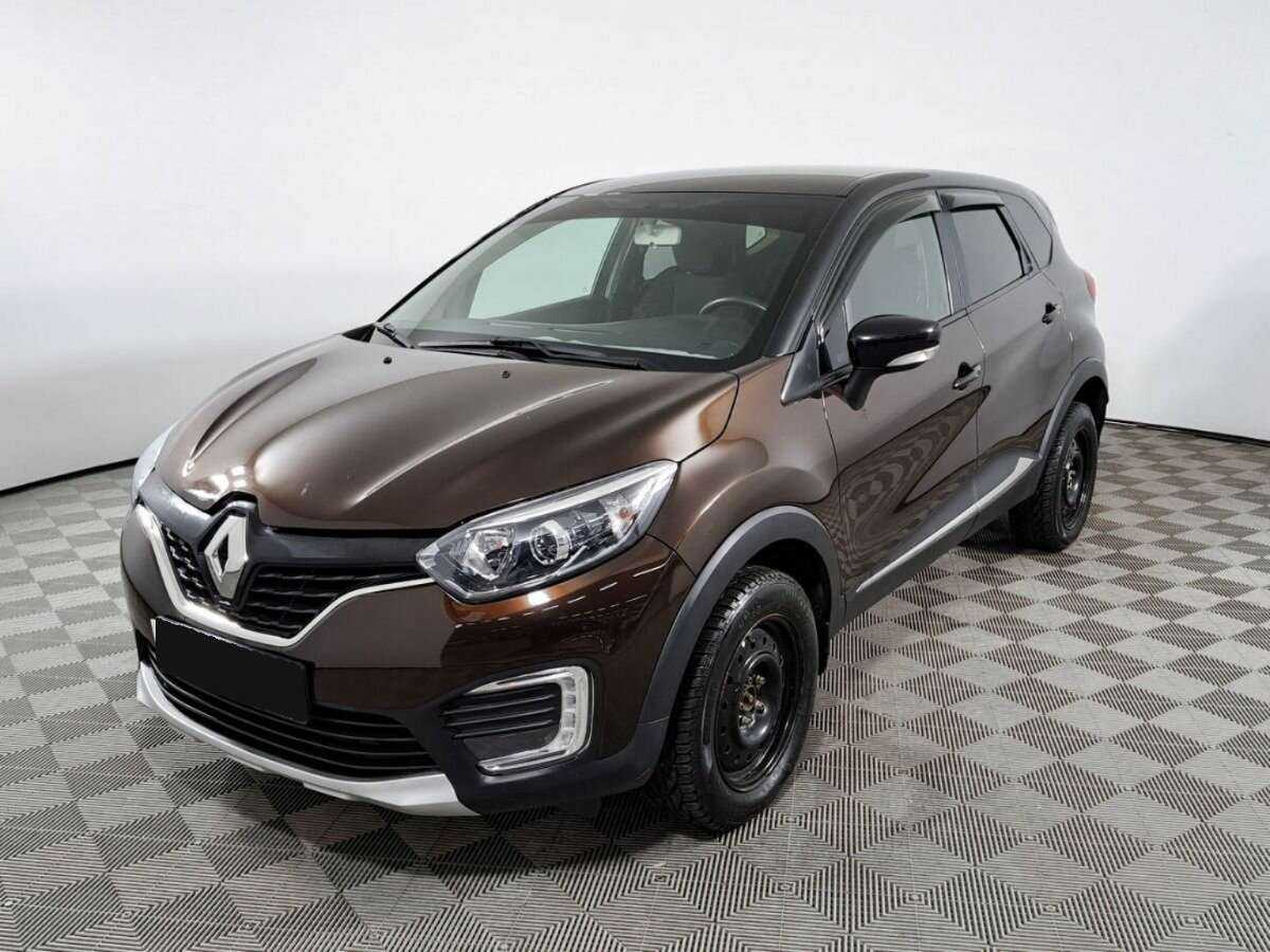 Renault Kaptur 2017 года с пробегом. Посмотреть фото