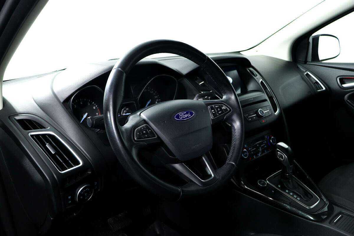 Ford Focus 2018 года с пробегом. Фото: #12