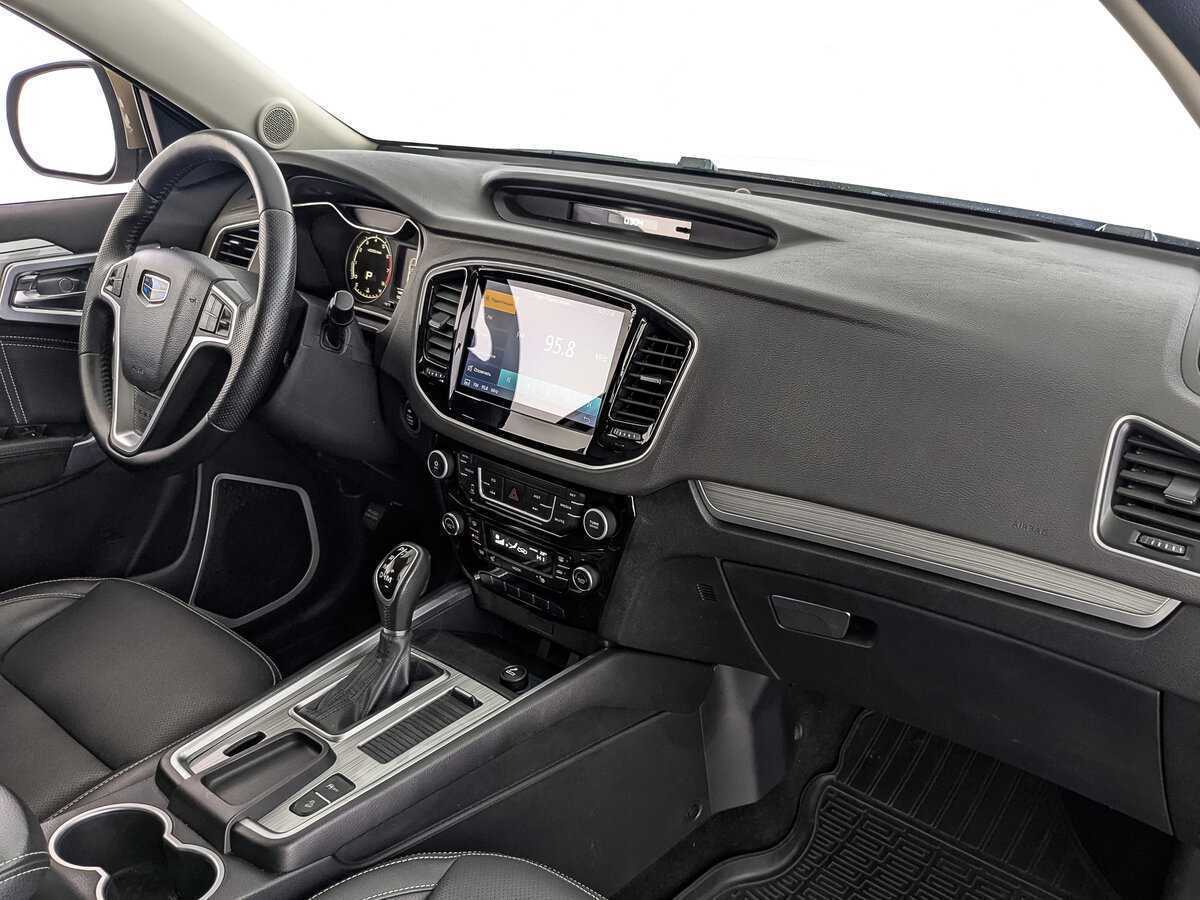 Geely Emgrand X7 2019 года с пробегом. Фото: #12