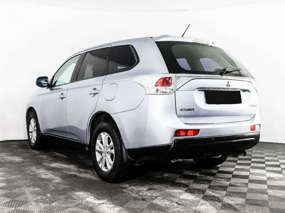 Mitsubishi Outlander 2012 года с пробегом. Фото: #6