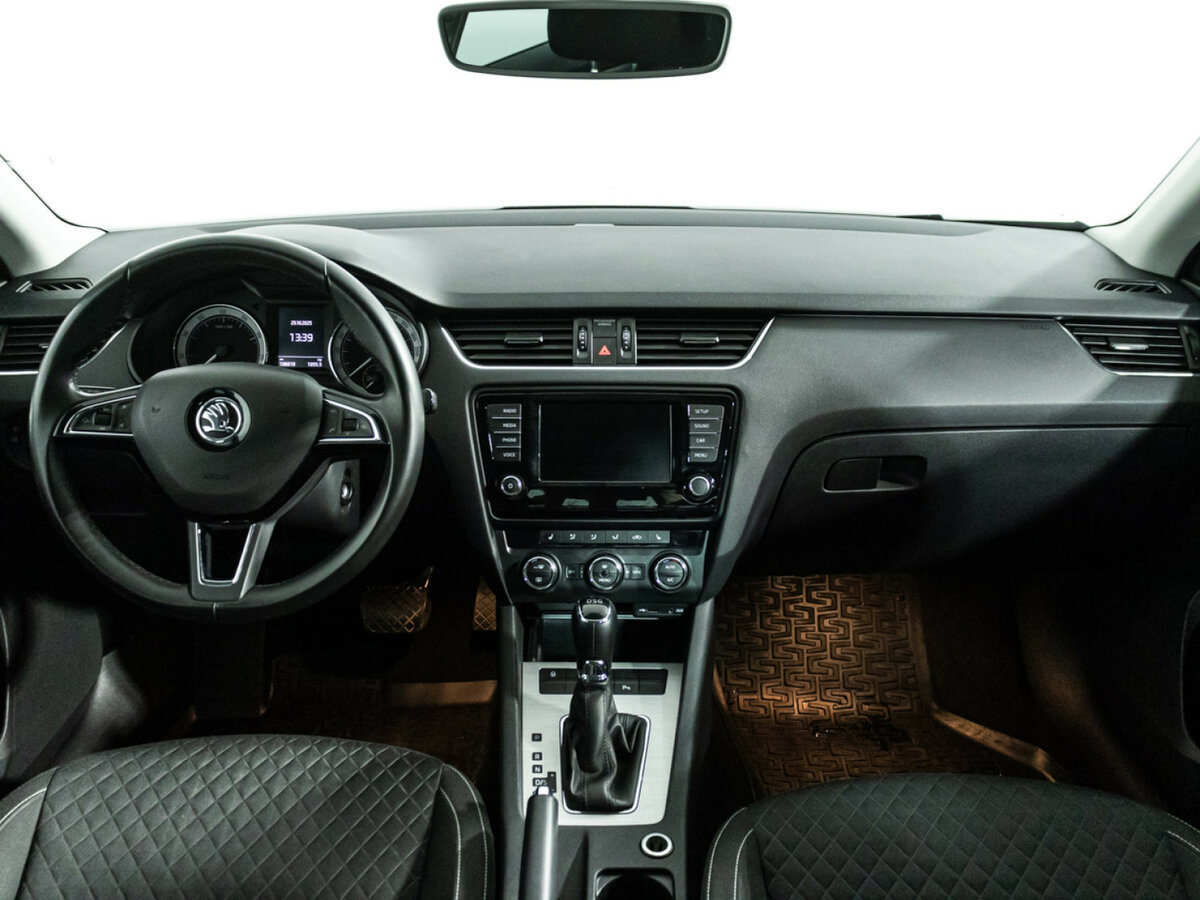 Skoda Octavia 2016 года с пробегом. Фото: #12